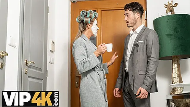 Old Lady′s Naughty😈 Moves