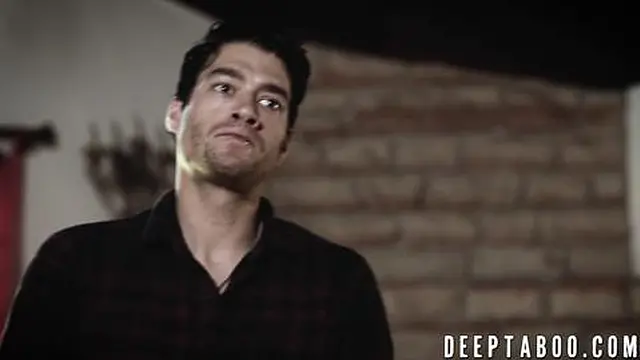 Guy has thirdsomes with a younger girl