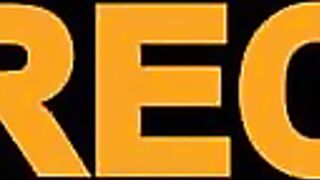 Close-ups 02: Cum All Over My Face And Bra